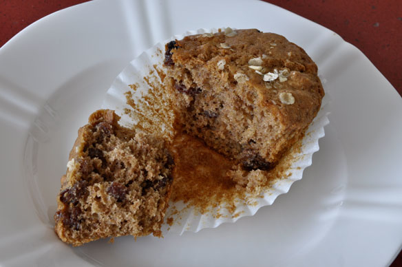 Cinnamon oat and raisin muffin